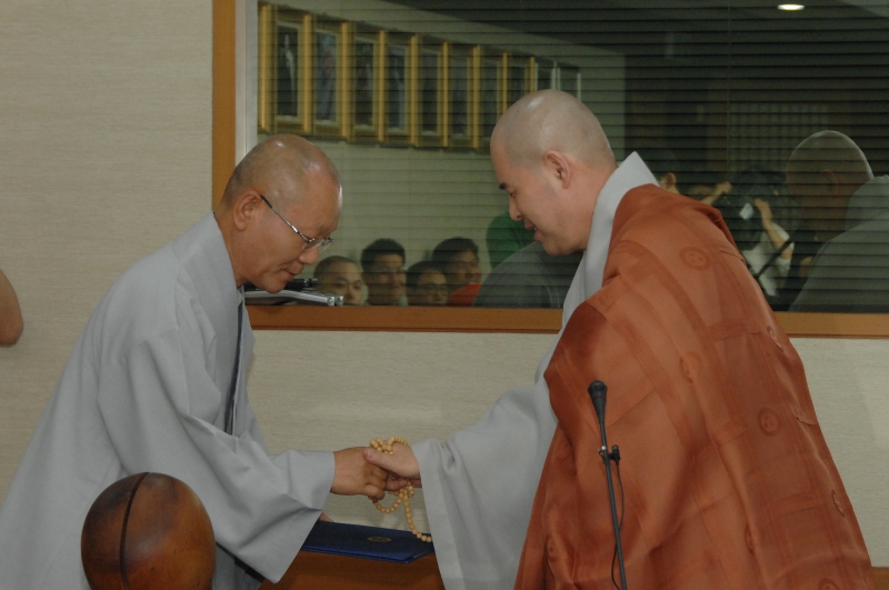 2010.06.08_화쟁위원회 위촉장 수여 (25)